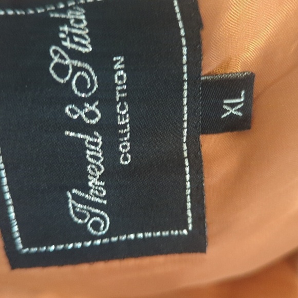 Black Velvet Gold Floral Sequins Modern Harry Styles Inspo Tuxedo Jacket Sz XL - Picture 8 of 12